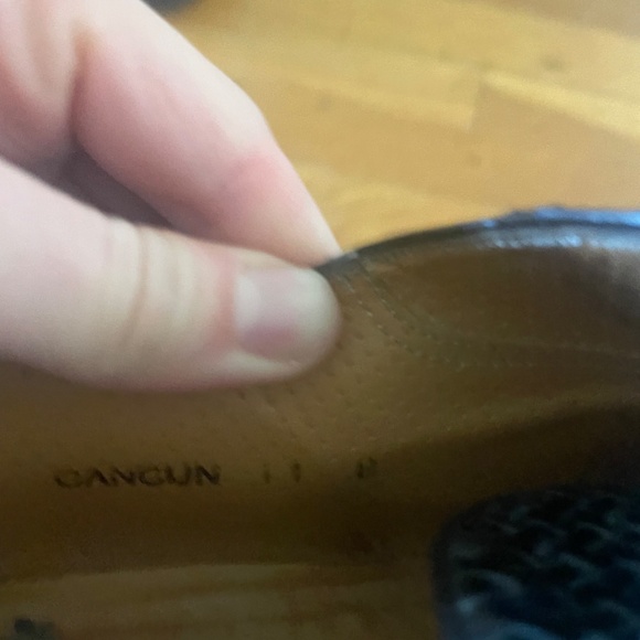 Mezlan Cancun black leather woven dress shoe